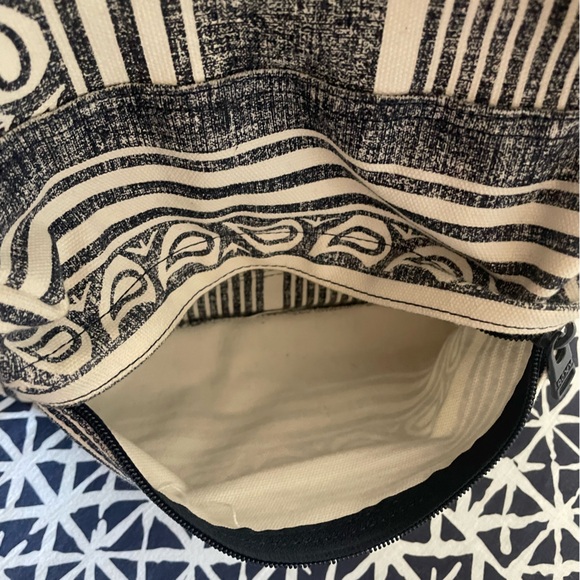 Roxy Backpack - Picture 4 of 6